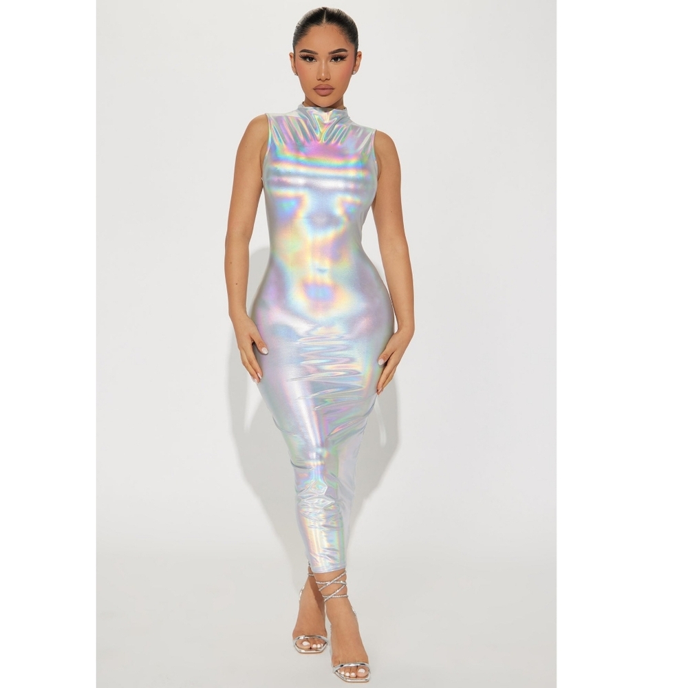 Dress (medium)